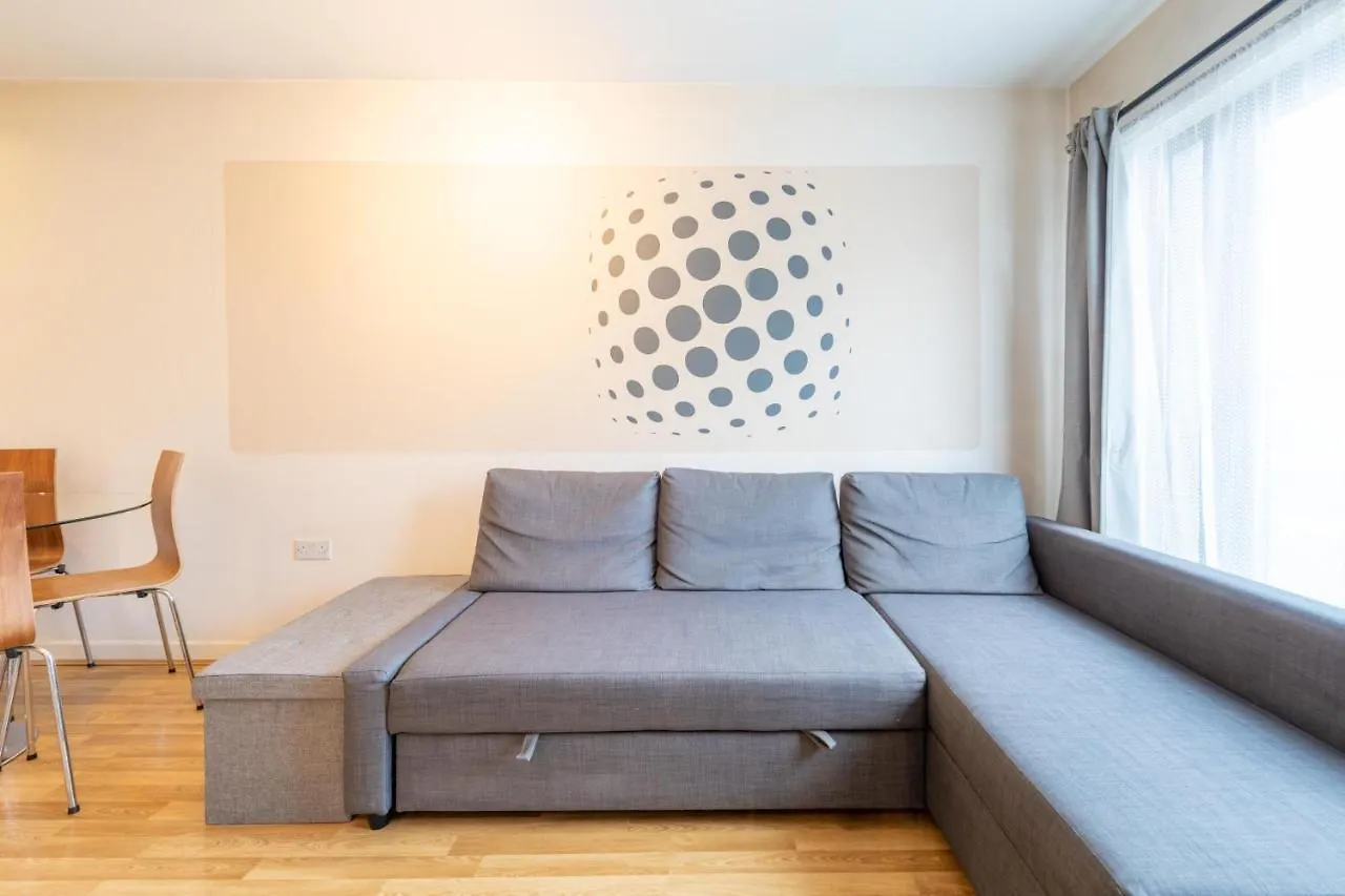 Pass The Keys Cosy 1Bed Apartment Nearby Canary Wharf London 0*,  United Kingdom