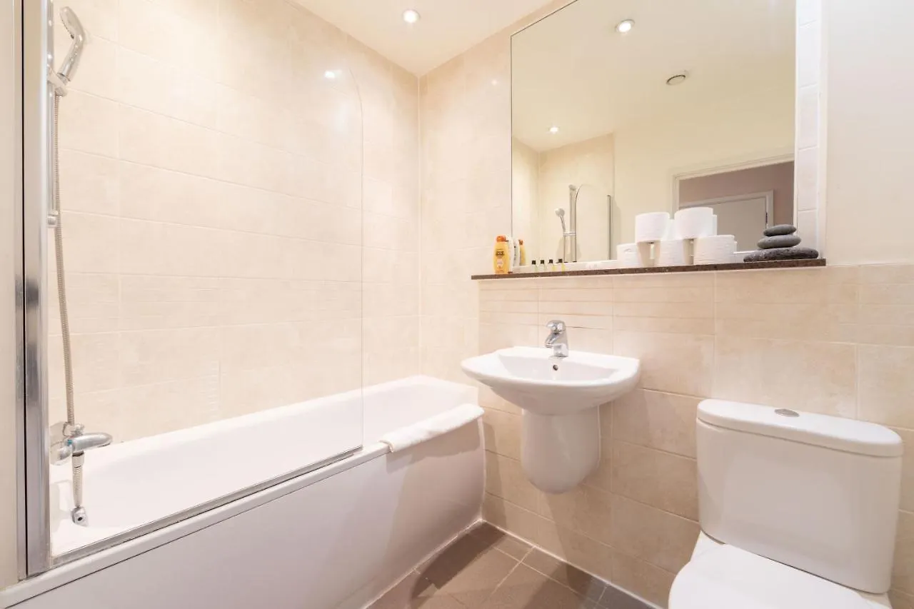 Pass The Keys Cosy 1Bed Apartment Nearby Canary Wharf London United Kingdom